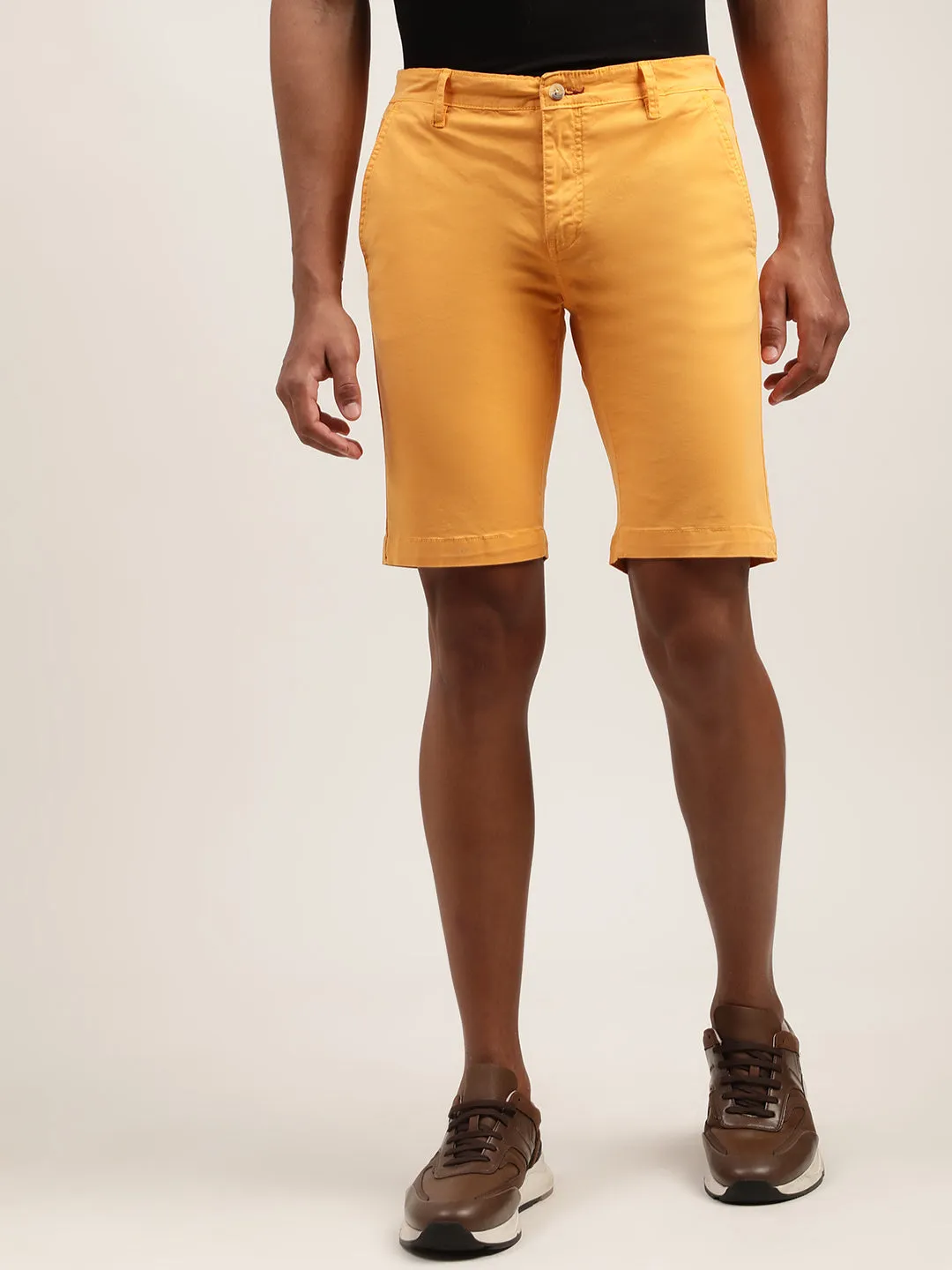 Lindbergh Men Mango Solid Regular Fit Shorts